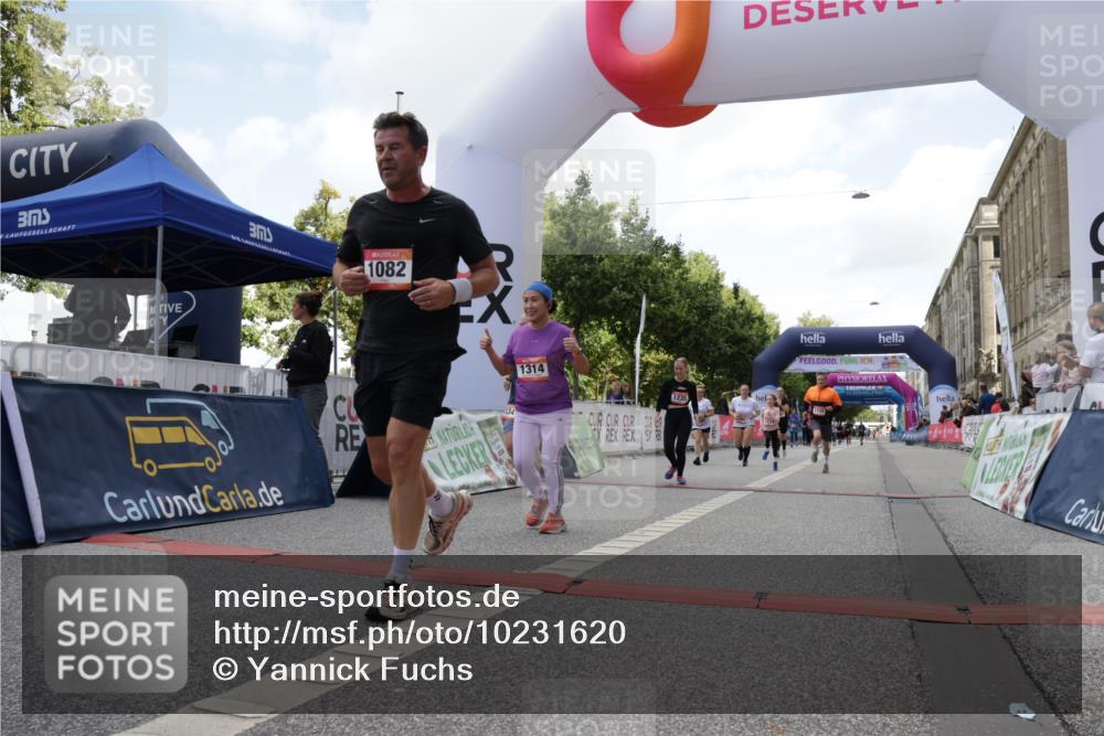 06.09.2026 - CURREX Alsterlauf Yannick Fuchs http://msf.ph/oto/10231620 06.09.2026 11:58:36 Ziel 1082, 1089, 1090, 1114, 1115, 1182, 1202, 1235, 1314, 1334, 8016 meine-sportfotos.de