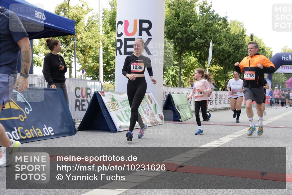 06.09.2026 - CURREX Alsterlauf Yannick Fuchs http://msf.ph/oto/10231626 06.09.2026 11:58:38 Ziel 1082, 1089, 1090, 1114, 1115, 1182, 1202, 1235, 1314, 1334 meine-sportfotos.de