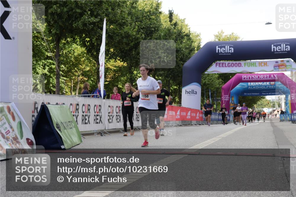 06.09.2026 - CURREX Alsterlauf Yannick Fuchs http://msf.ph/oto/10231669 06.09.2026 11:58:18 Ziel 1007, 1020, 1077, 1158, 1178, 1179, 1180, 1199, 8048, 8300 meine-sportfotos.de