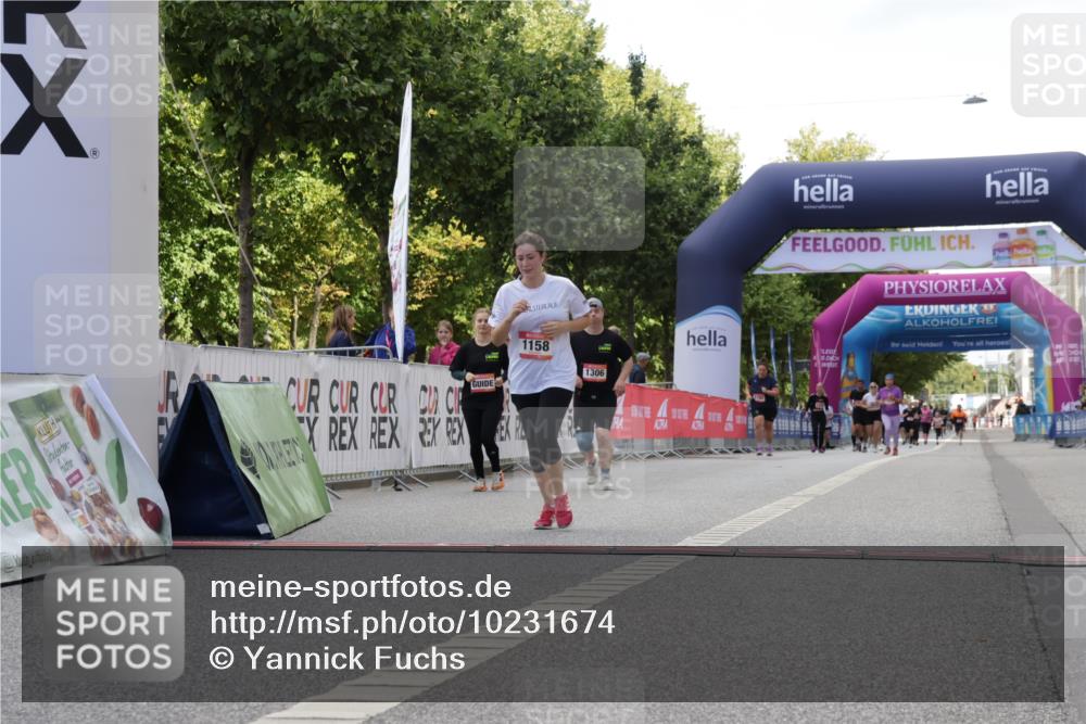 06.09.2026 - CURREX Alsterlauf Yannick Fuchs http://msf.ph/oto/10231674 06.09.2026 11:58:19 Ziel 1007, 1020, 1077, 1158, 1178, 1179, 1306 meine-sportfotos.de