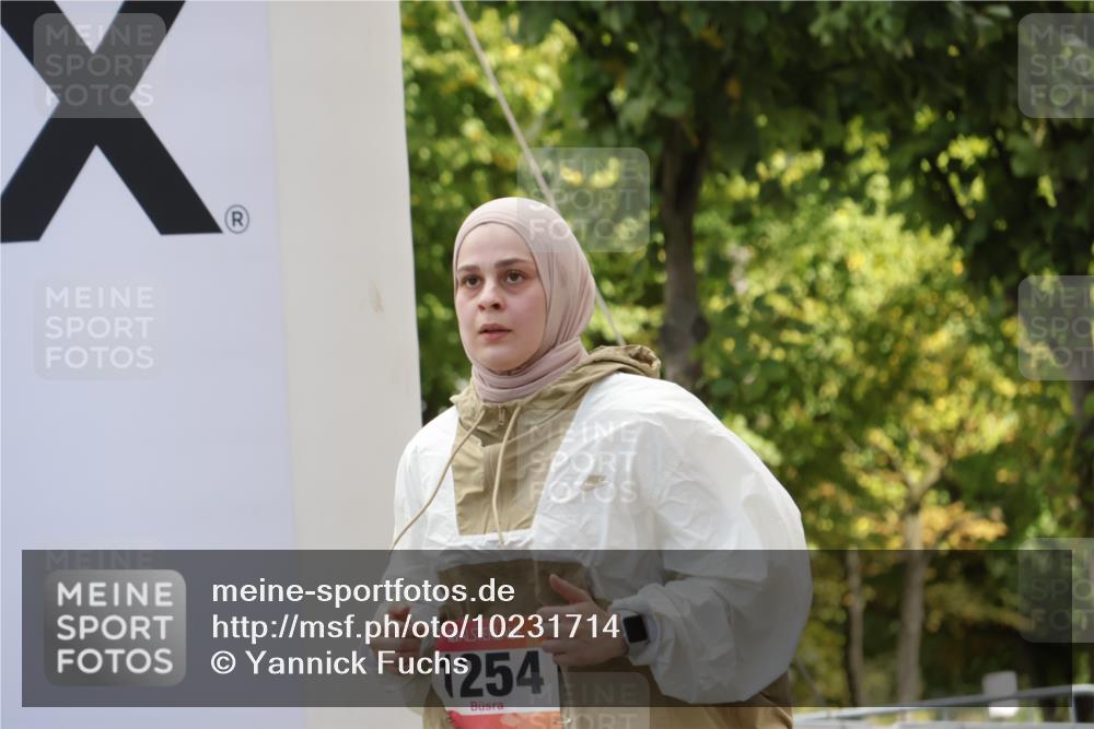 06.09.2026 - CURREX Alsterlauf Yannick Fuchs http://msf.ph/oto/10231714 06.09.2026 11:59:13 Ziel 1081, 1254, 1304 meine-sportfotos.de