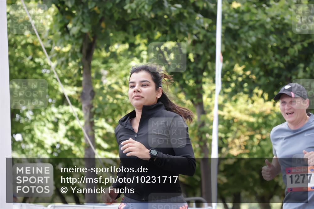 06.09.2026 - CURREX Alsterlauf Yannick Fuchs http://msf.ph/oto/10231717 06.09.2026 11:59:15 Ziel 1037, 1254, 1304, 1330 meine-sportfotos.de