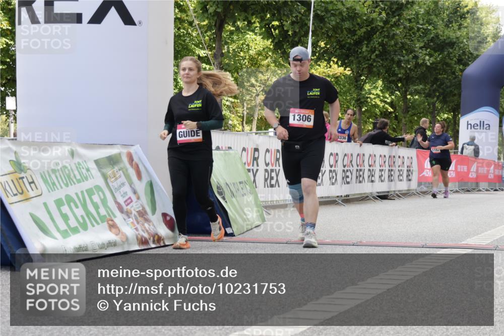 06.09.2026 - CURREX Alsterlauf Yannick Fuchs http://msf.ph/oto/10231753 06.09.2026 11:58:24 Ziel 1020, 1158, 1306 meine-sportfotos.de