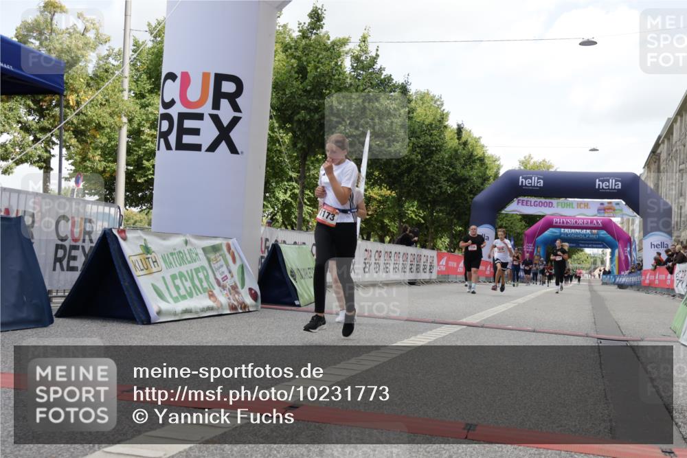 06.09.2026 - CURREX Alsterlauf Yannick Fuchs http://msf.ph/oto/10231773 06.09.2026 11:59:29 Ziel 1018, 1068, 1069, 1173, 1261, 1291 meine-sportfotos.de