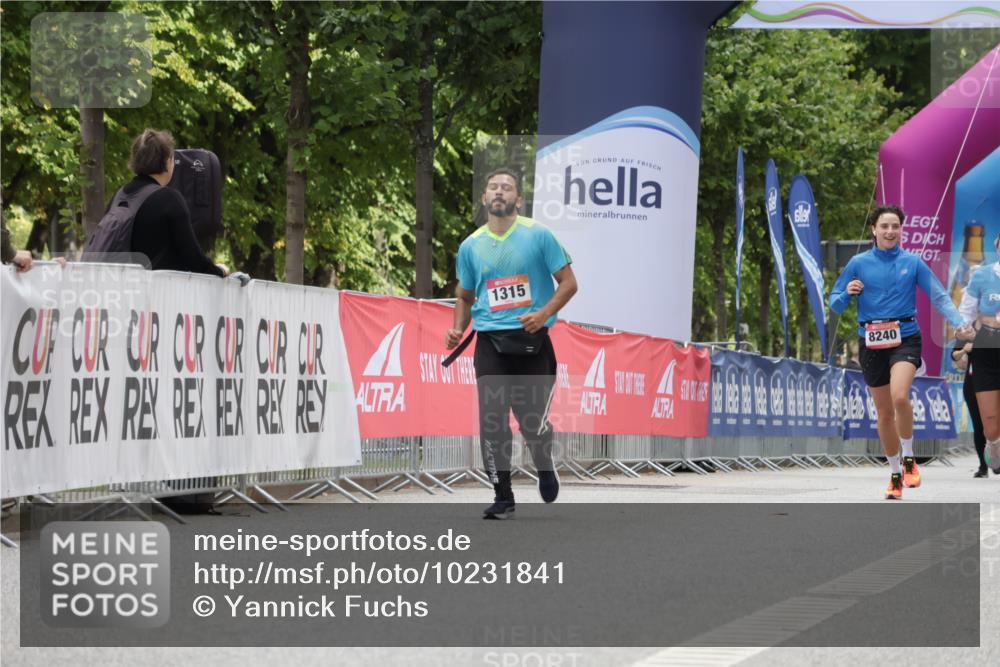 06.09.2026 - CURREX Alsterlauf Yannick Fuchs http://msf.ph/oto/10231841 06.09.2026 12:00:02 Ziel 1076, 1223, 1247, 1289, 1340 meine-sportfotos.de