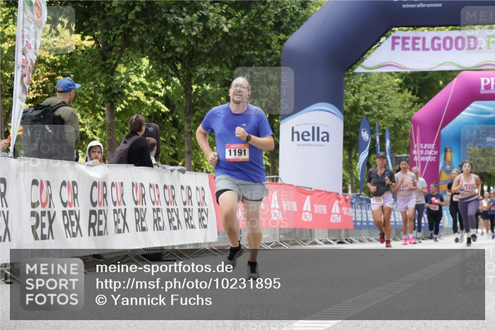 06.09.2026 - CURREX Alsterlauf Yannick Fuchs http://msf.ph/oto/10231895 06.09.2026 12:00:19 Ziel 1191, 1276, 1322 meine-sportfotos.de