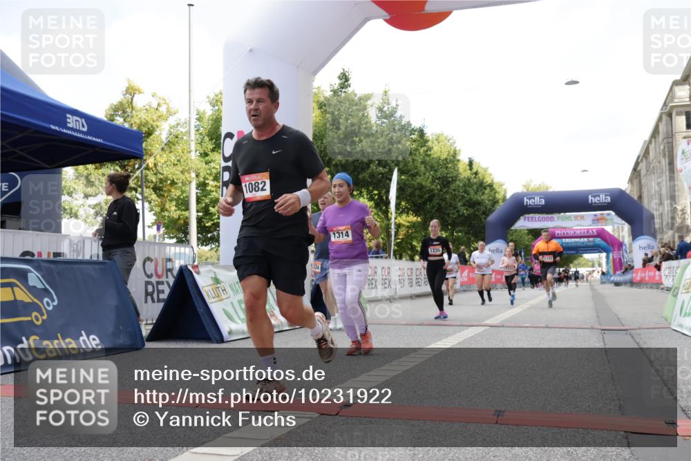 06.09.2026 - CURREX Alsterlauf Yannick Fuchs http://msf.ph/oto/10231922 06.09.2026 11:58:36 Ziel 1082, 1089, 1090, 1114, 1115, 1182, 1202, 1235, 1314, 1334, 8016 meine-sportfotos.de