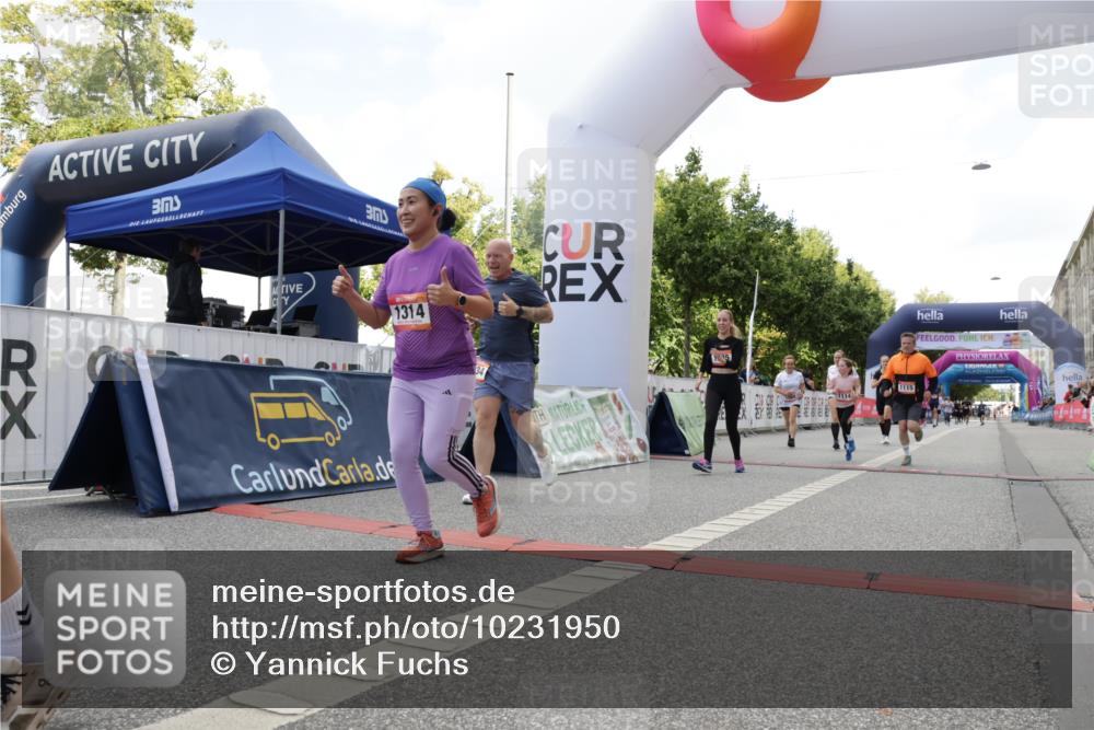 06.09.2026 - CURREX Alsterlauf Yannick Fuchs http://msf.ph/oto/10231950 06.09.2026 11:58:37 Ziel 1082, 1089, 1090, 1114, 1115, 1182, 1202, 1235, 1314, 1334, 8016 meine-sportfotos.de