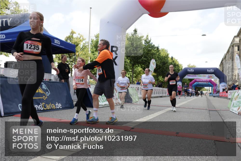 06.09.2026 - CURREX Alsterlauf Yannick Fuchs http://msf.ph/oto/10231997 06.09.2026 11:58:40 Ziel 1001, 1082, 1089, 1090, 1114, 1115, 1202, 1235, 1314, 1334 meine-sportfotos.de