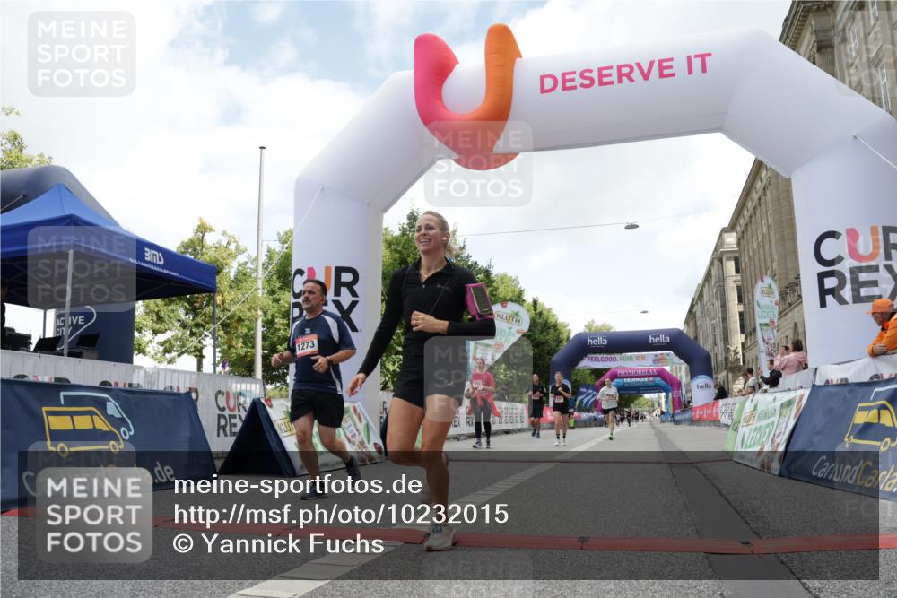 06.09.2026 - CURREX Alsterlauf Yannick Fuchs http://msf.ph/oto/10232015 06.09.2026 12:01:09 Ziel 1170, 1177, 1270, 1273, 1338, 3755, 8018 meine-sportfotos.de