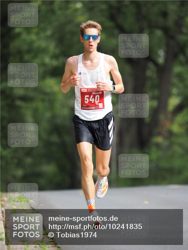 13.09.2026 - 21. swb-Marathon Bremen TobiasT http://msf.ph/oto/10241835 13.09.2026 11:15:17 Laufen 540, 2026, 21, 20 meine-sportfotos.de