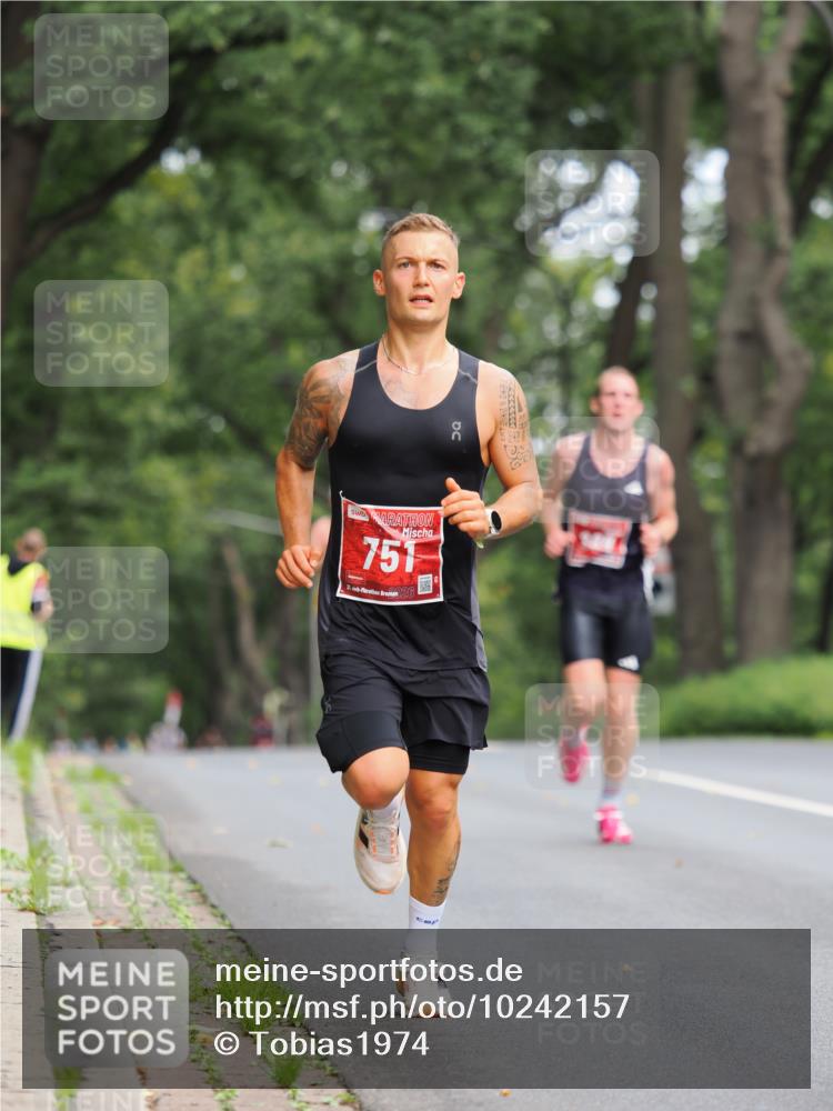 13.09.2026 - 21. swb-Marathon Bremen TobiasT http://msf.ph/oto/10242157 13.09.2026 11:21:07 Laufen 751, 2, 26 meine-sportfotos.de