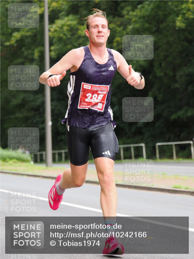 13.09.2026 - 21. swb-Marathon Bremen TobiasT http://msf.ph/oto/10242166 13.09.2026 11:21:12 Laufen 28 meine-sportfotos.de