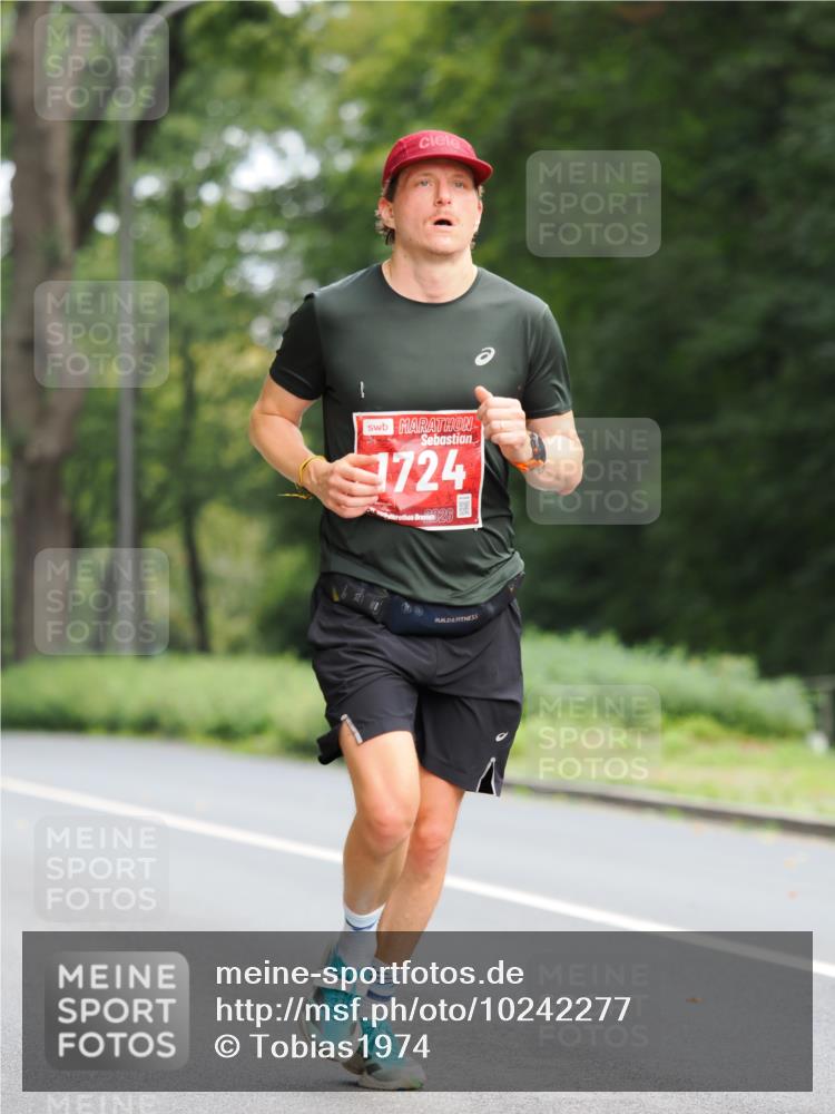 13.09.2026 - 21. swb-Marathon Bremen TobiasT http://msf.ph/oto/10242277 13.09.2026 11:22:29 Laufen 1724, 26 meine-sportfotos.de