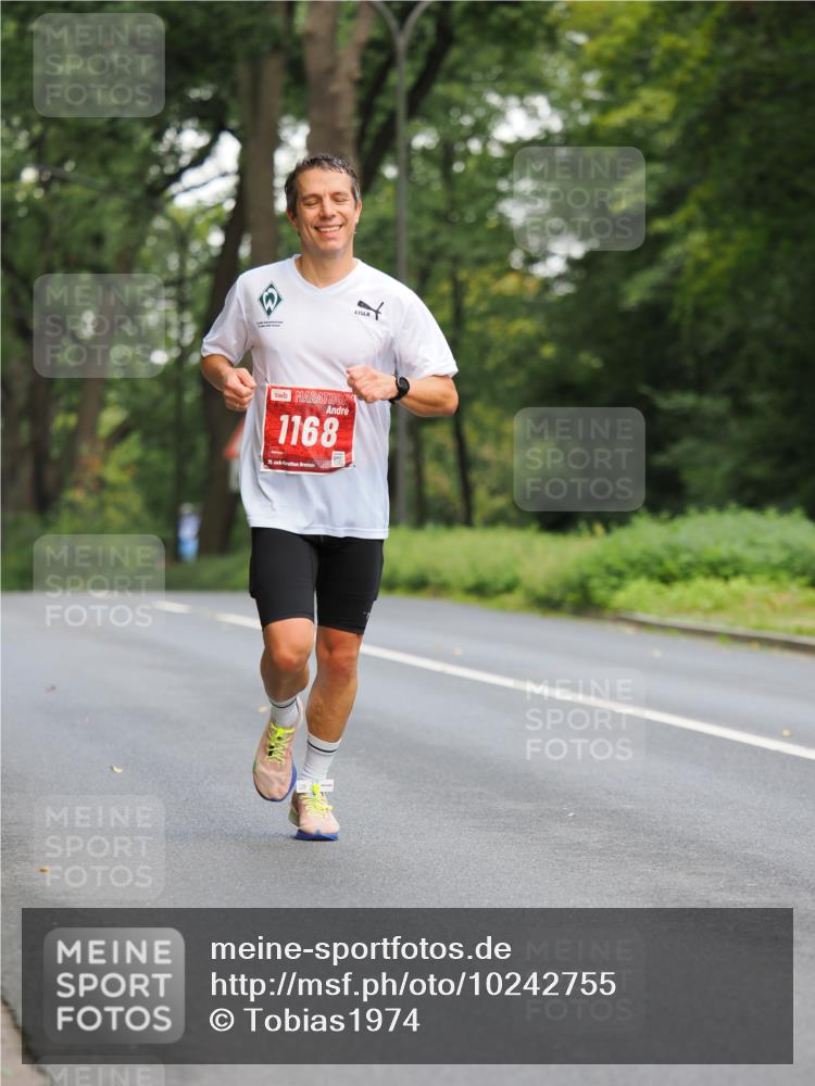 13.09.2026 - 21. swb-Marathon Bremen TobiasT http://msf.ph/oto/10242755 13.09.2026 11:31:02 Laufen 1168, 2 meine-sportfotos.de