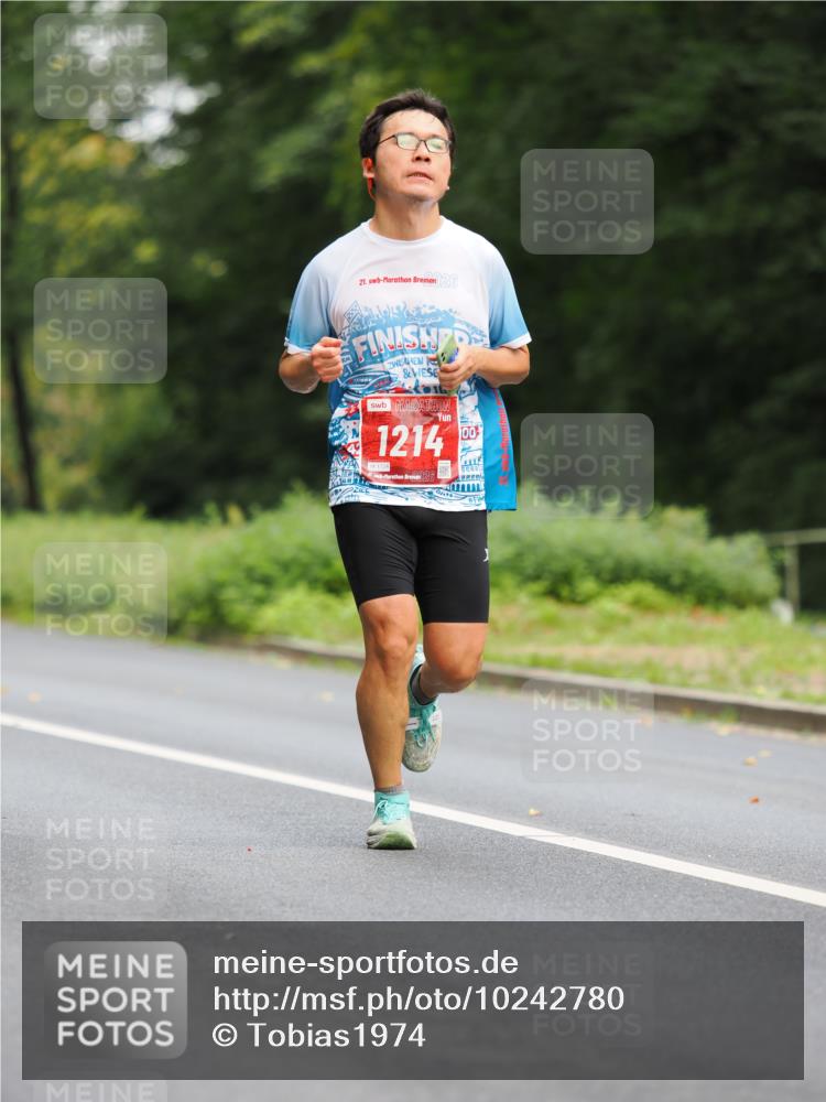 13.09.2026 - 21. swb-Marathon Bremen TobiasT http://msf.ph/oto/10242780 13.09.2026 11:31:33 Laufen 21, 26, 20, 1214, 00 meine-sportfotos.de