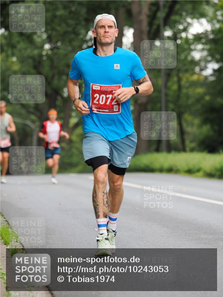13.09.2026 - 21. swb-Marathon Bremen TobiasT http://msf.ph/oto/10243053 13.09.2026 11:34:17 Laufen 2072, 21, 25 meine-sportfotos.de
