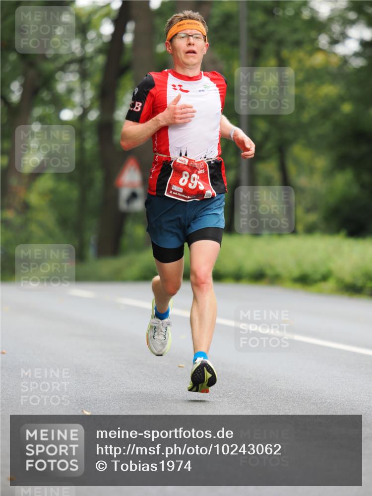 13.09.2026 - 21. swb-Marathon Bremen TobiasT http://msf.ph/oto/10243062 13.09.2026 11:34:23 Laufen 89, 0293, 21 meine-sportfotos.de