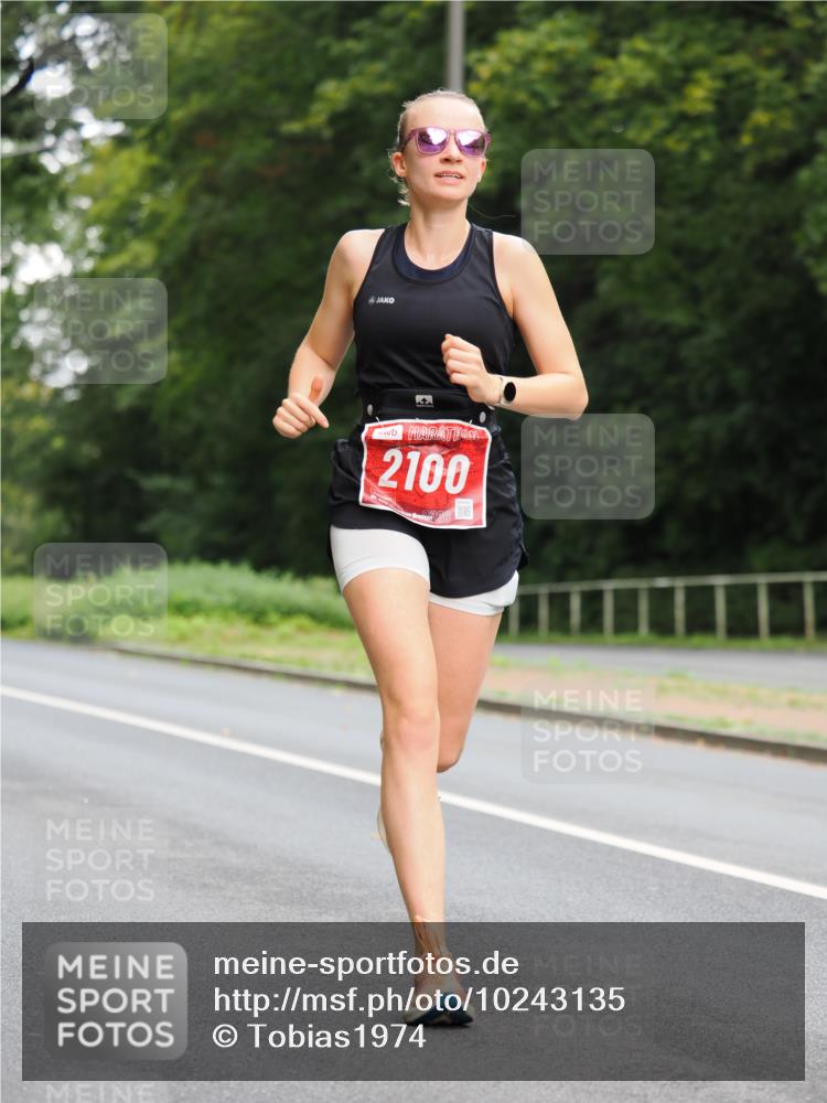 13.09.2026 - 21. swb-Marathon Bremen TobiasT http://msf.ph/oto/10243135 13.09.2026 11:35:28 Laufen 2100 meine-sportfotos.de