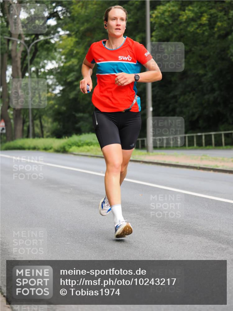 13.09.2026 - 21. swb-Marathon Bremen TobiasT http://msf.ph/oto/10243217 13.09.2026 11:36:10 Laufen  meine-sportfotos.de