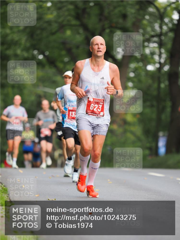13.09.2026 - 21. swb-Marathon Bremen TobiasT http://msf.ph/oto/10243275 13.09.2026 11:37:04 Laufen 13, 623 meine-sportfotos.de