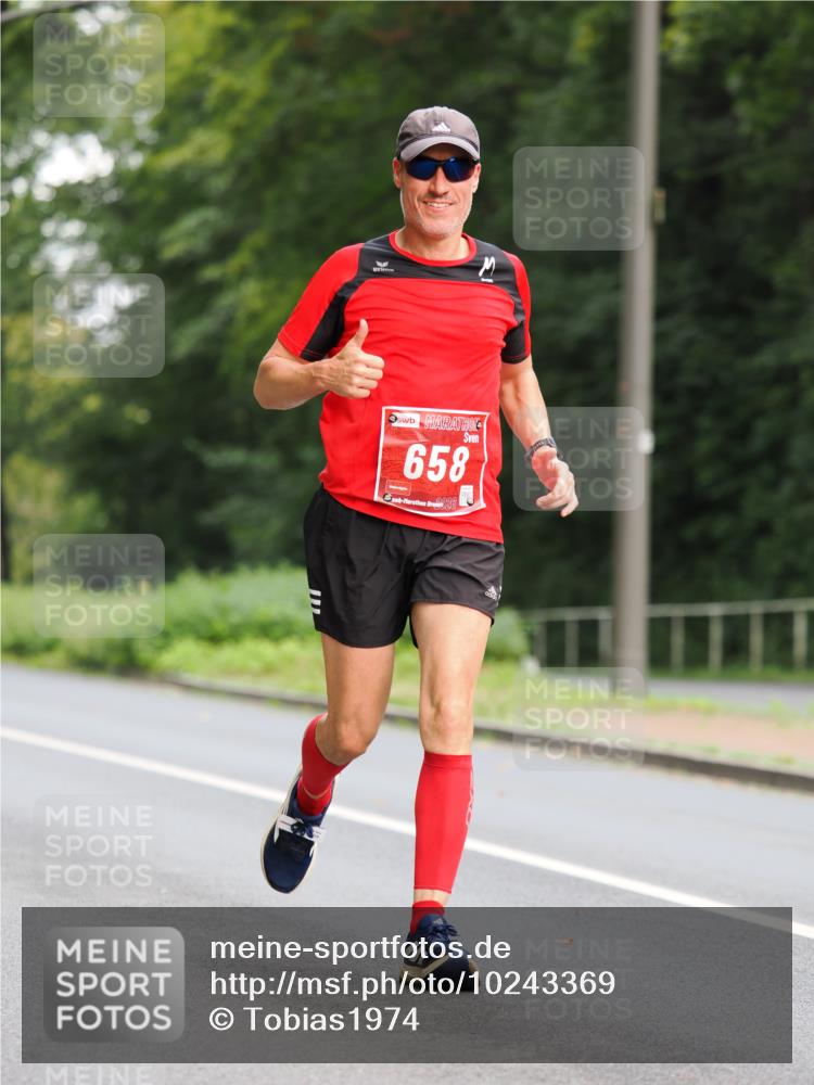13.09.2026 - 21. swb-Marathon Bremen TobiasT http://msf.ph/oto/10243369 13.09.2026 11:37:44 Laufen 658, 26 meine-sportfotos.de