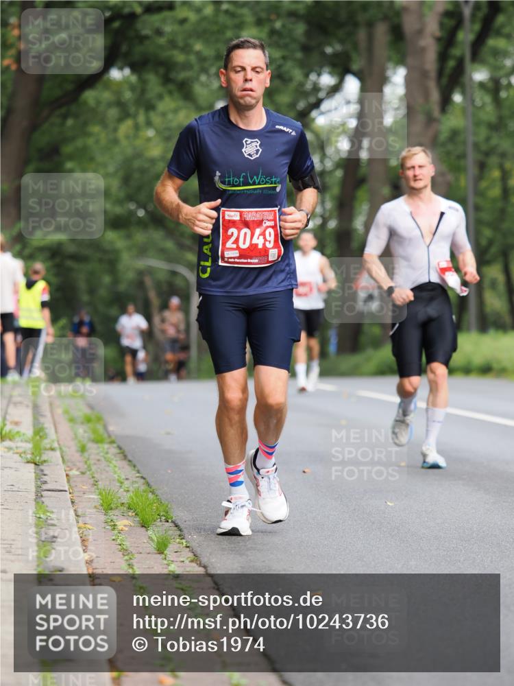 13.09.2026 - 21. swb-Marathon Bremen TobiasT http://msf.ph/oto/10243736 13.09.2026 11:41:58 Laufen 2049, 1494, 21, 245 meine-sportfotos.de