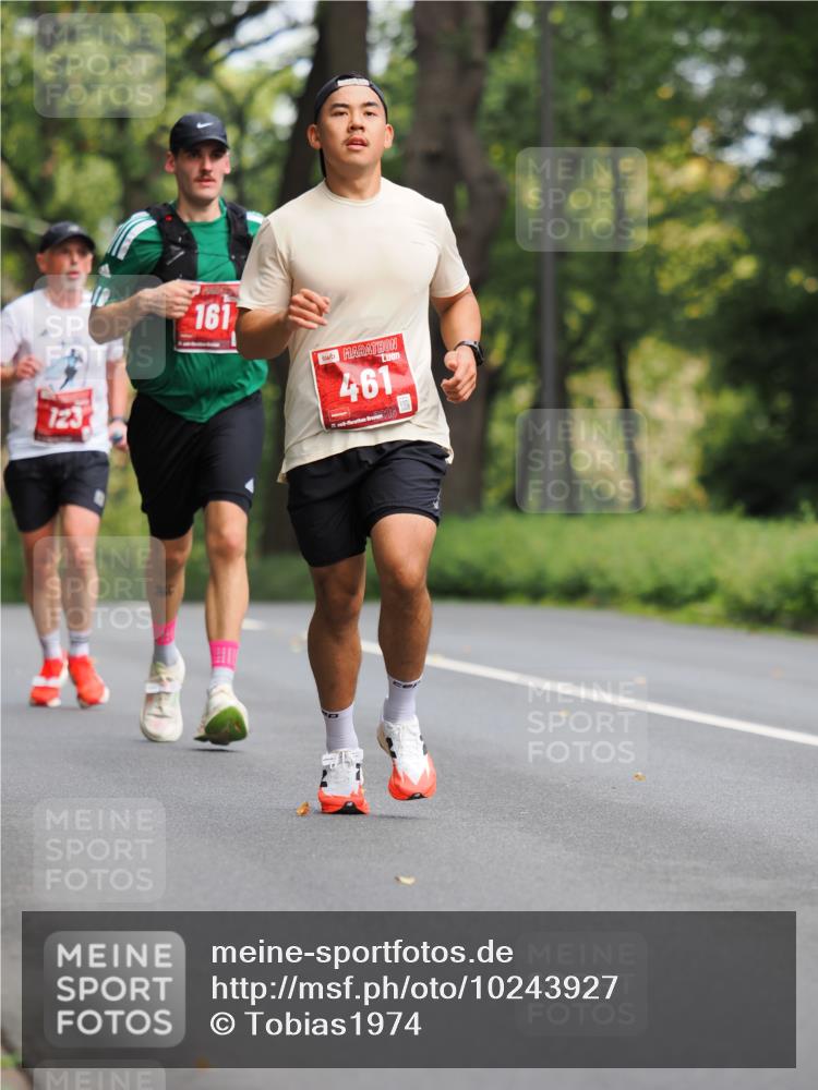 13.09.2026 - 21. swb-Marathon Bremen TobiasT http://msf.ph/oto/10243927 13.09.2026 11:44:01 Laufen 161, 461, 21, 26 meine-sportfotos.de