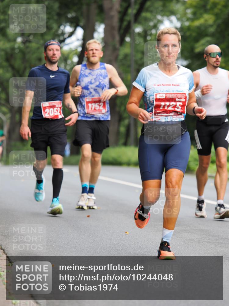 13.09.2026 - 21. swb-Marathon Bremen TobiasT http://msf.ph/oto/10244048 13.09.2026 11:44:59 Laufen 2052, 1752, 21, 28, 7725 meine-sportfotos.de