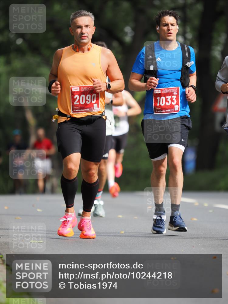 13.09.2026 - 21. swb-Marathon Bremen TobiasT http://msf.ph/oto/10244218 13.09.2026 11:46:48 Laufen 2090, 21, 20, 1033, 21, 126 meine-sportfotos.de