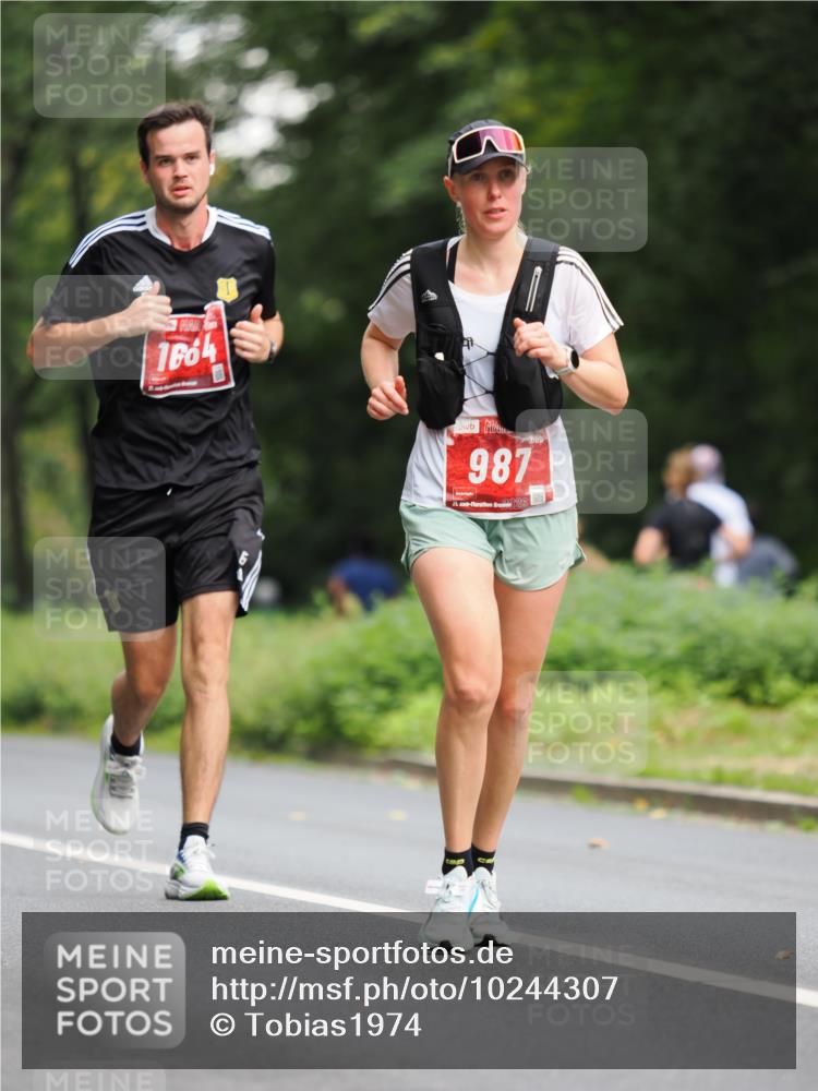 13.09.2026 - 21. swb-Marathon Bremen TobiasT http://msf.ph/oto/10244307 13.09.2026 11:48:06 Laufen 1664, 987, 21, 26 meine-sportfotos.de