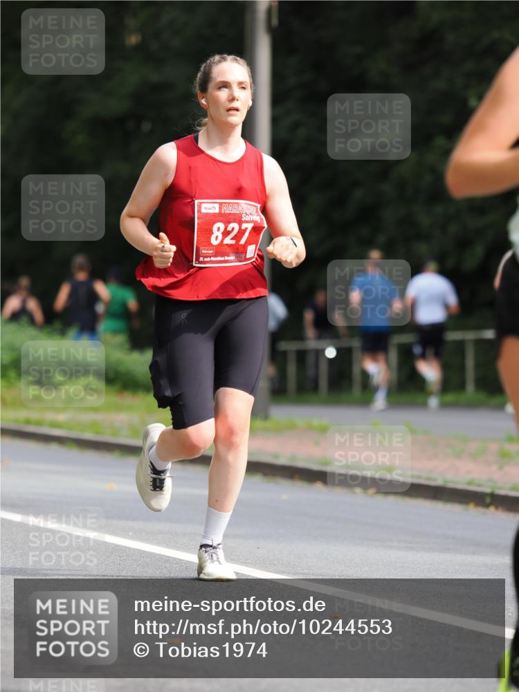 13.09.2026 - 21. swb-Marathon Bremen TobiasT http://msf.ph/oto/10244553 13.09.2026 11:50:16 Laufen 827, 21, 26 meine-sportfotos.de