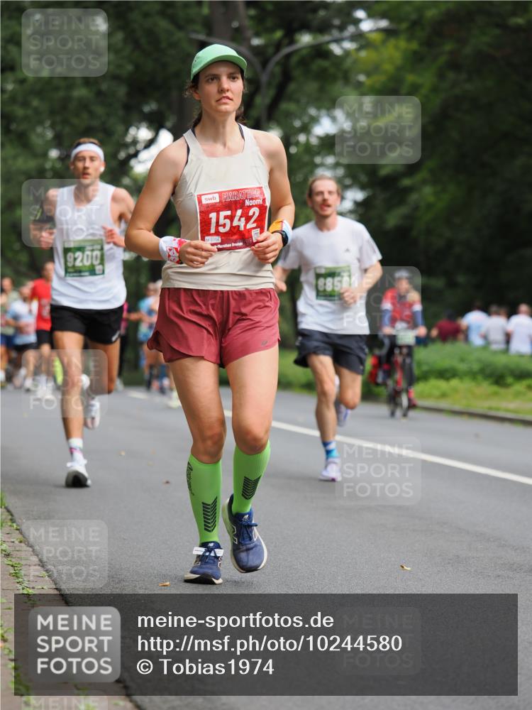 13.09.2026 - 21. swb-Marathon Bremen TobiasT http://msf.ph/oto/10244580 13.09.2026 11:50:25 Laufen 9200, 1542, 0304, 8850 meine-sportfotos.de