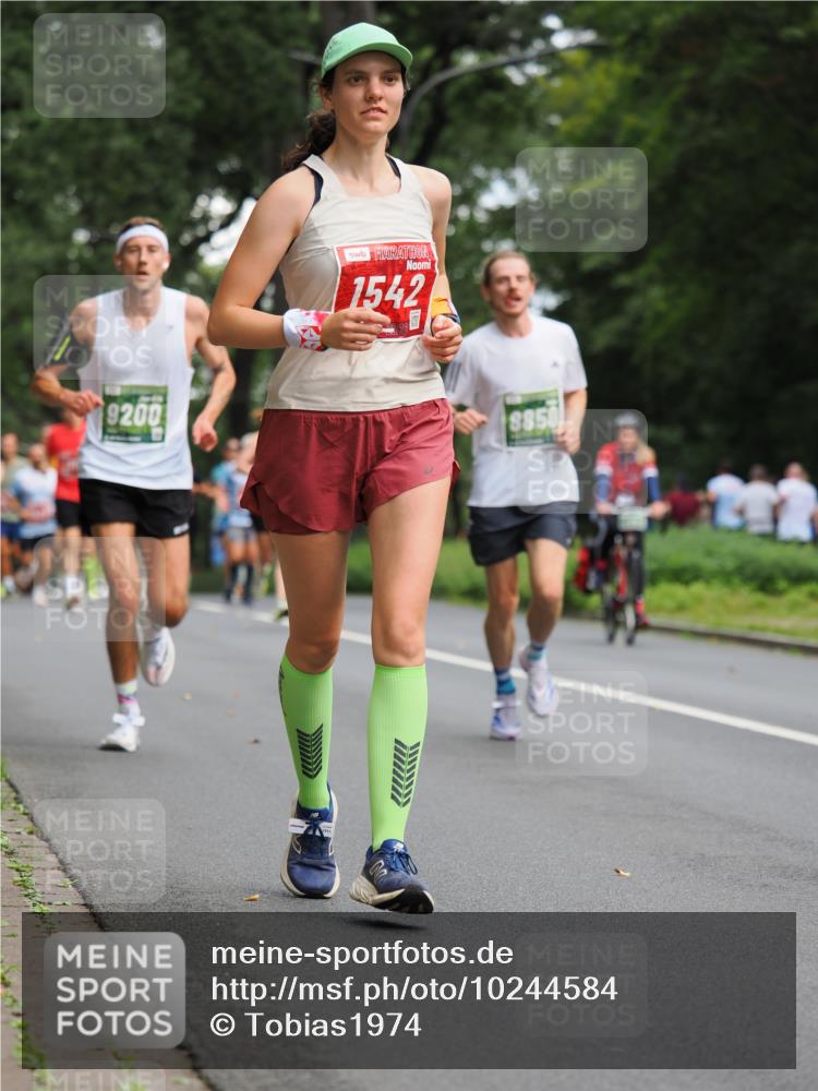 13.09.2026 - 21. swb-Marathon Bremen TobiasT http://msf.ph/oto/10244584 13.09.2026 11:50:25 Laufen 9200, 1542, 8850 meine-sportfotos.de