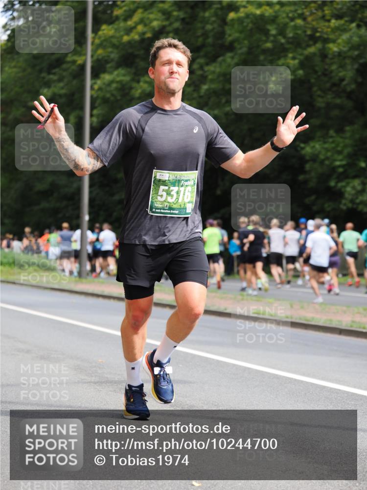 13.09.2026 - 21. swb-Marathon Bremen TobiasT http://msf.ph/oto/10244700 13.09.2026 11:51:25 Laufen 5316, 21, 26 meine-sportfotos.de