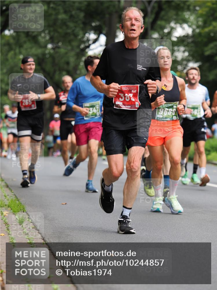 13.09.2026 - 21. swb-Marathon Bremen TobiasT http://msf.ph/oto/10244857 13.09.2026 11:52:39 Laufen 265, 347, 2024, 383, 9633 meine-sportfotos.de