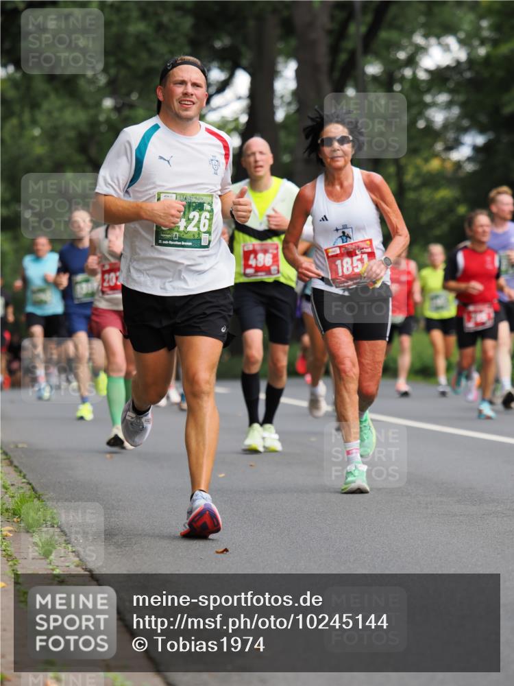 13.09.2026 - 21. swb-Marathon Bremen TobiasT http://msf.ph/oto/10245144 13.09.2026 11:54:21 Laufen 201, 26, 21, 486, 1857 meine-sportfotos.de