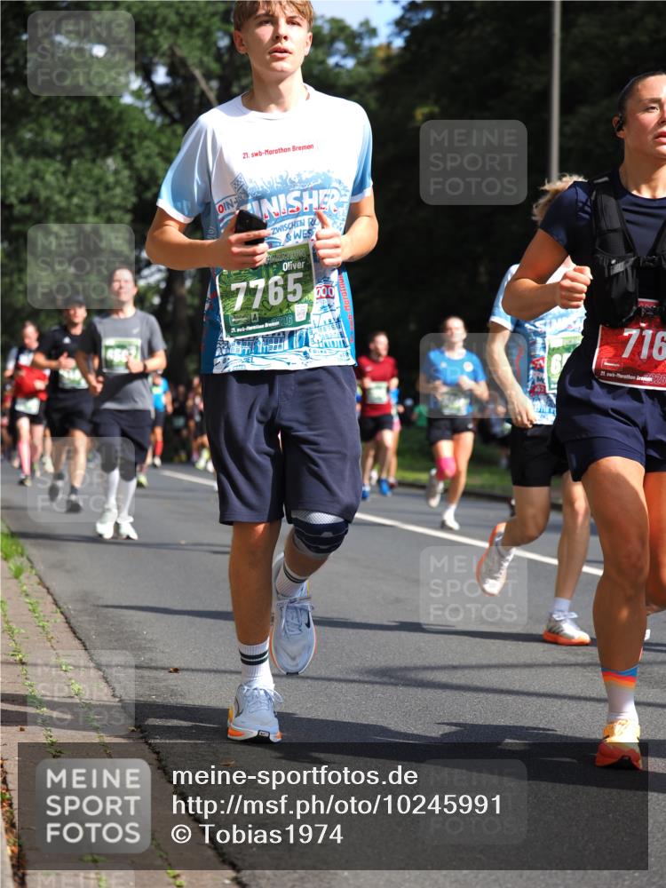 13.09.2026 - 21. swb-Marathon Bremen TobiasT http://msf.ph/oto/10245991 13.09.2026 11:59:28 Laufen 21, 7765, 21, 000, 716, 21, 026 meine-sportfotos.de