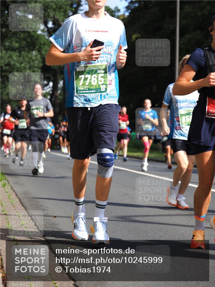 13.09.2026 - 21. swb-Marathon Bremen TobiasT http://msf.ph/oto/10245999 13.09.2026 11:59:28 Laufen 21, 7765, 21, 026, 650, 21 meine-sportfotos.de