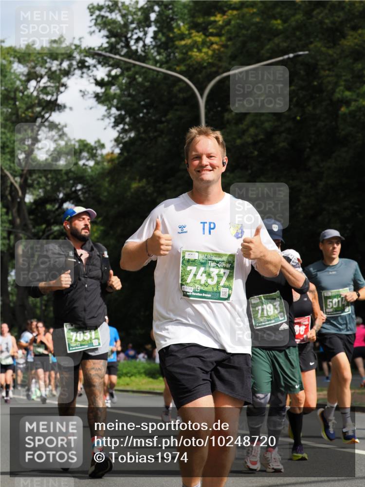 13.09.2026 - 21. swb-Marathon Bremen TobiasT http://msf.ph/oto/10248720 13.09.2026 12:14:02 Laufen 7031, 7437, 6734, 26, 7193, 5014 meine-sportfotos.de