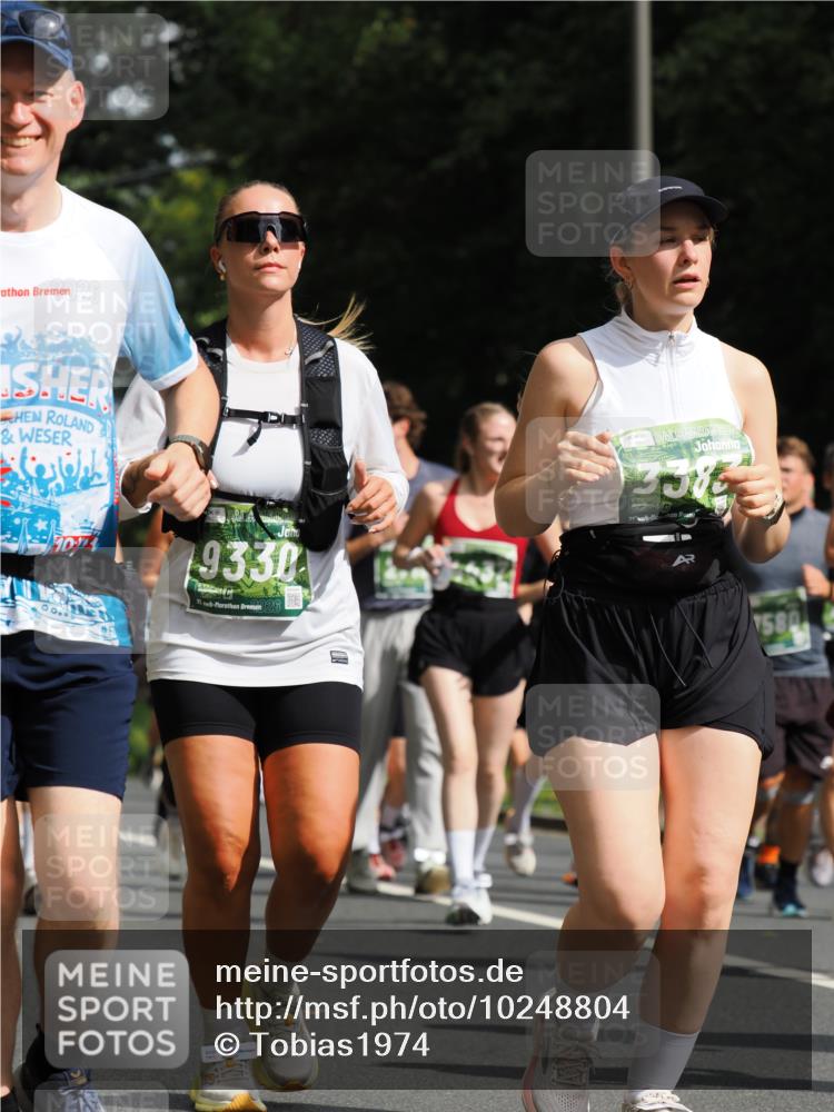 13.09.2026 - 21. swb-Marathon Bremen TobiasT http://msf.ph/oto/10248804 13.09.2026 12:14:49 Laufen 026, 104, 000, 9330, 21, 26, 350, 9330, 580 meine-sportfotos.de