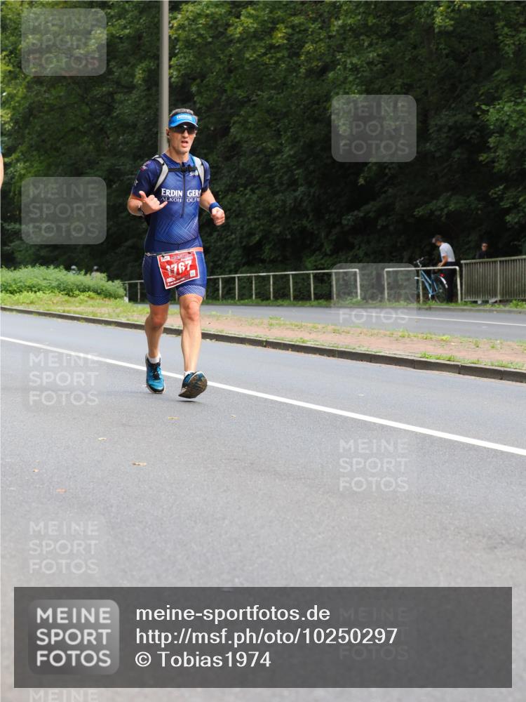13.09.2026 - 21. swb-Marathon Bremen TobiasT http://msf.ph/oto/10250297 13.09.2026 12:26:43 Laufen 1767 meine-sportfotos.de