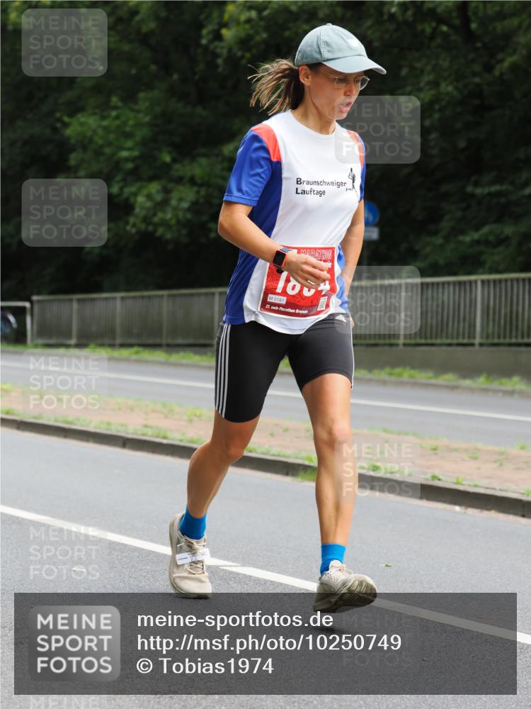 13.09.2026 - 21. swb-Marathon Bremen TobiasT http://msf.ph/oto/10250749 13.09.2026 12:34:41 Laufen 0191, 21 meine-sportfotos.de