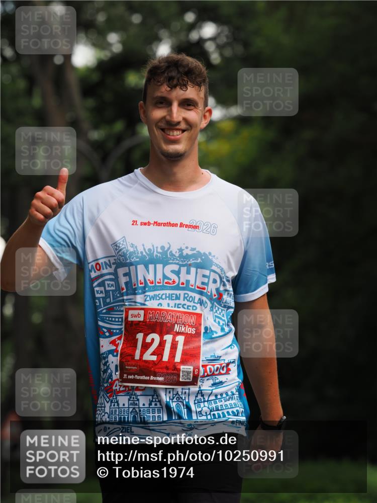 13.09.2026 - 21. swb-Marathon Bremen TobiasT http://msf.ph/oto/10250991 13.09.2026 12:37:09 Laufen 21, 26, 1211, 21, 26, 8, 0, 000, 09 meine-sportfotos.de
