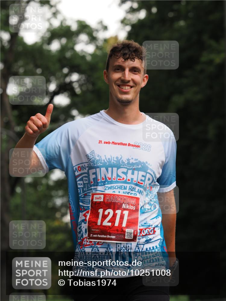 13.09.2026 - 21. swb-Marathon Bremen TobiasT http://msf.ph/oto/10251008 13.09.2026 12:37:10 Laufen 21, 26, 1211, 21, 26, 000, 88888888, 91000 meine-sportfotos.de