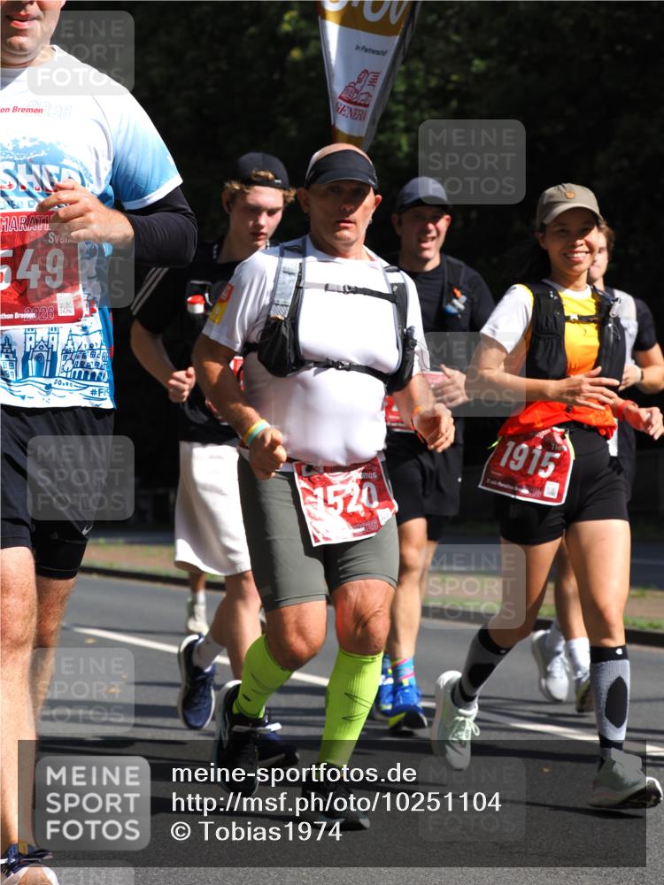 13.09.2026 - 21. swb-Marathon Bremen TobiasT http://msf.ph/oto/10251104 13.09.2026 12:38:00 Laufen 26, 649, 026, 20, 000000, 1520, 926, 1915 meine-sportfotos.de
