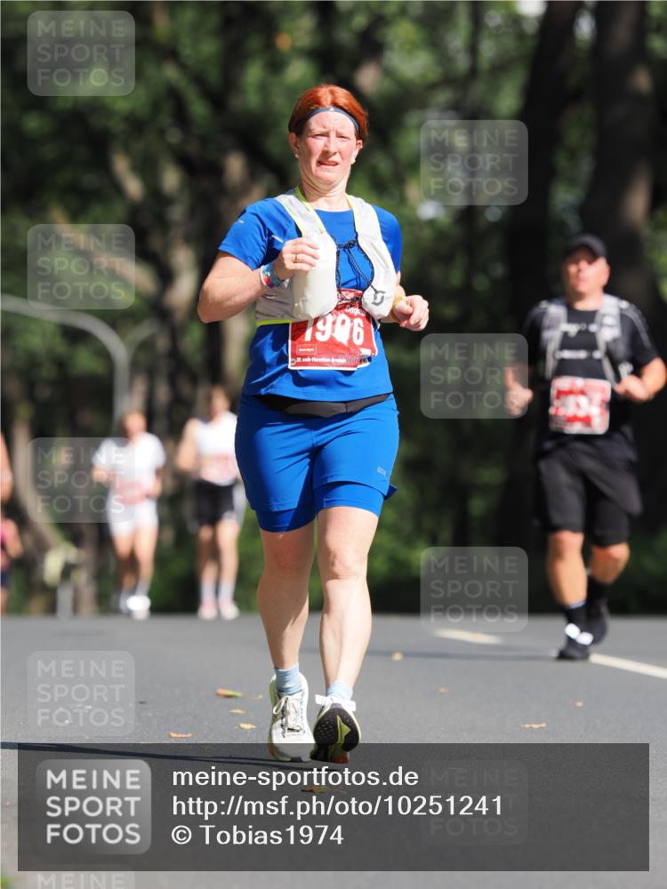13.09.2026 - 21. swb-Marathon Bremen TobiasT http://msf.ph/oto/10251241 13.09.2026 12:40:04 Laufen 1906, 21, 20, 26 meine-sportfotos.de