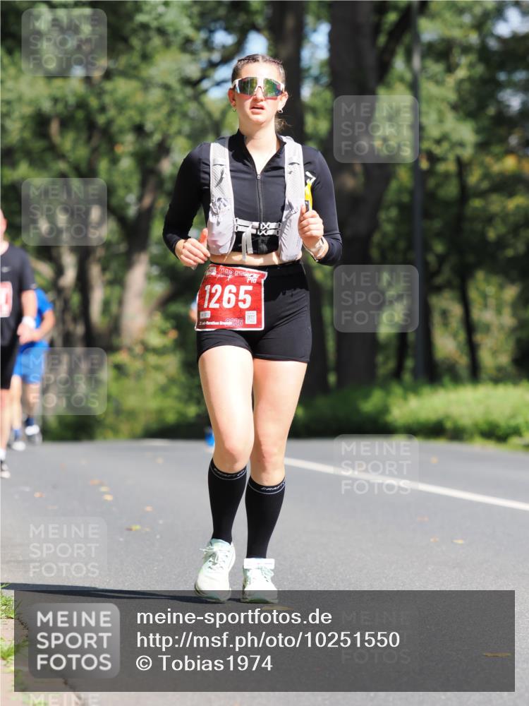 13.09.2026 - 21. swb-Marathon Bremen TobiasT http://msf.ph/oto/10251550 13.09.2026 12:44:33 Laufen 1265, 1272, 2, 2026 meine-sportfotos.de
