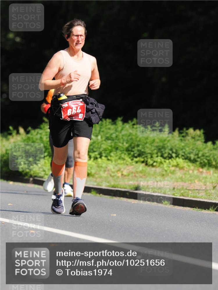 13.09.2026 - 21. swb-Marathon Bremen TobiasT http://msf.ph/oto/10251656 13.09.2026 12:46:22 Laufen 799 meine-sportfotos.de