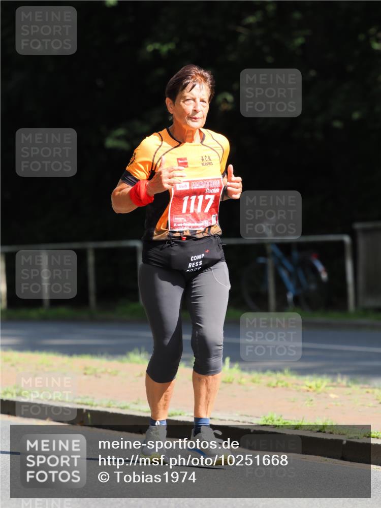 13.09.2026 - 21. swb-Marathon Bremen TobiasT http://msf.ph/oto/10251668 13.09.2026 12:46:31 Laufen 1117 meine-sportfotos.de